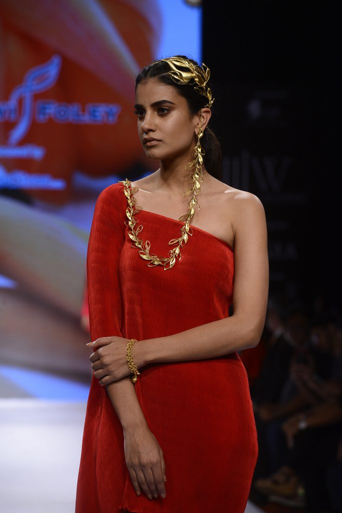 IIJW- Pallavi Foley model image 2