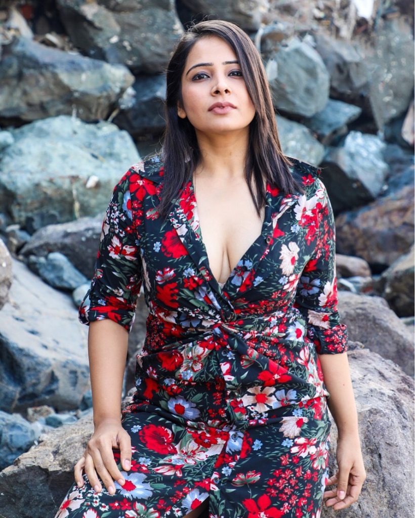 Featuring Actress Surabhi Tiwari – Fashion Herald | Top Fashion & Lifestyle  Curator Delhi Mumbai Lucknow