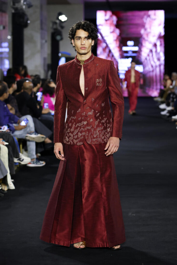 Lakmē Fashion Week X FDC ft Menswear by Vivek Karunakaran  Fashion Herakd top fashion lifestyle curator Magazine