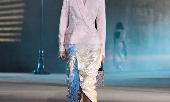 How Dior Cruise 2027 Reflects the Evolution of Resort Wear