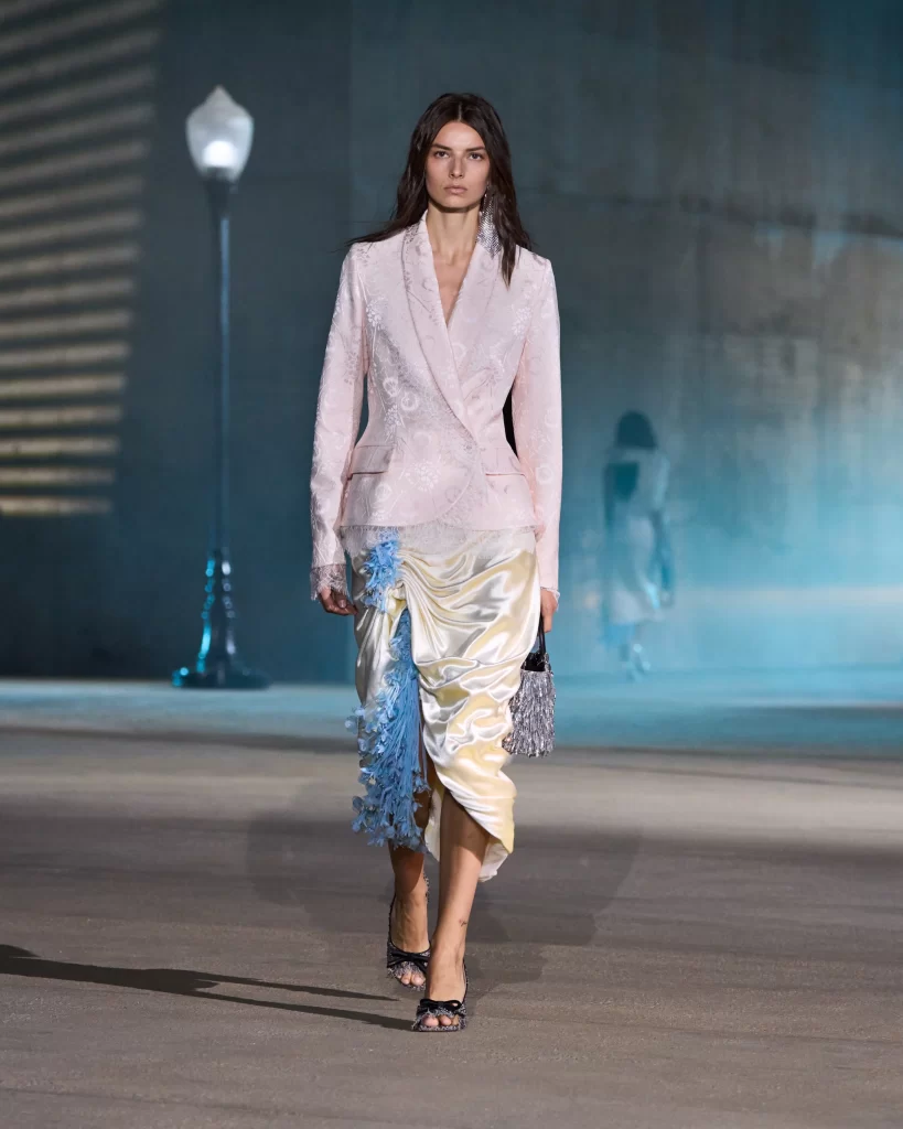 How Dior Cruise 2027 Reflects the Evolution of Resort Wear
